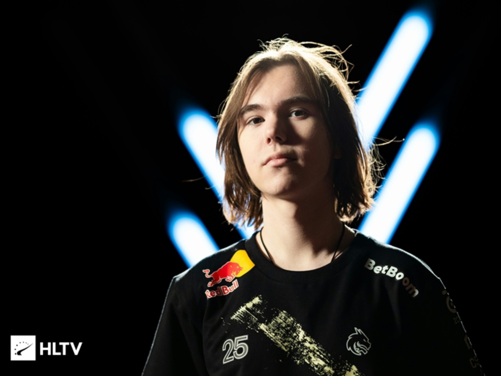 手机PUBG×pigff联名皮肤开售，HOT TIME活动赠送800G-Coin!